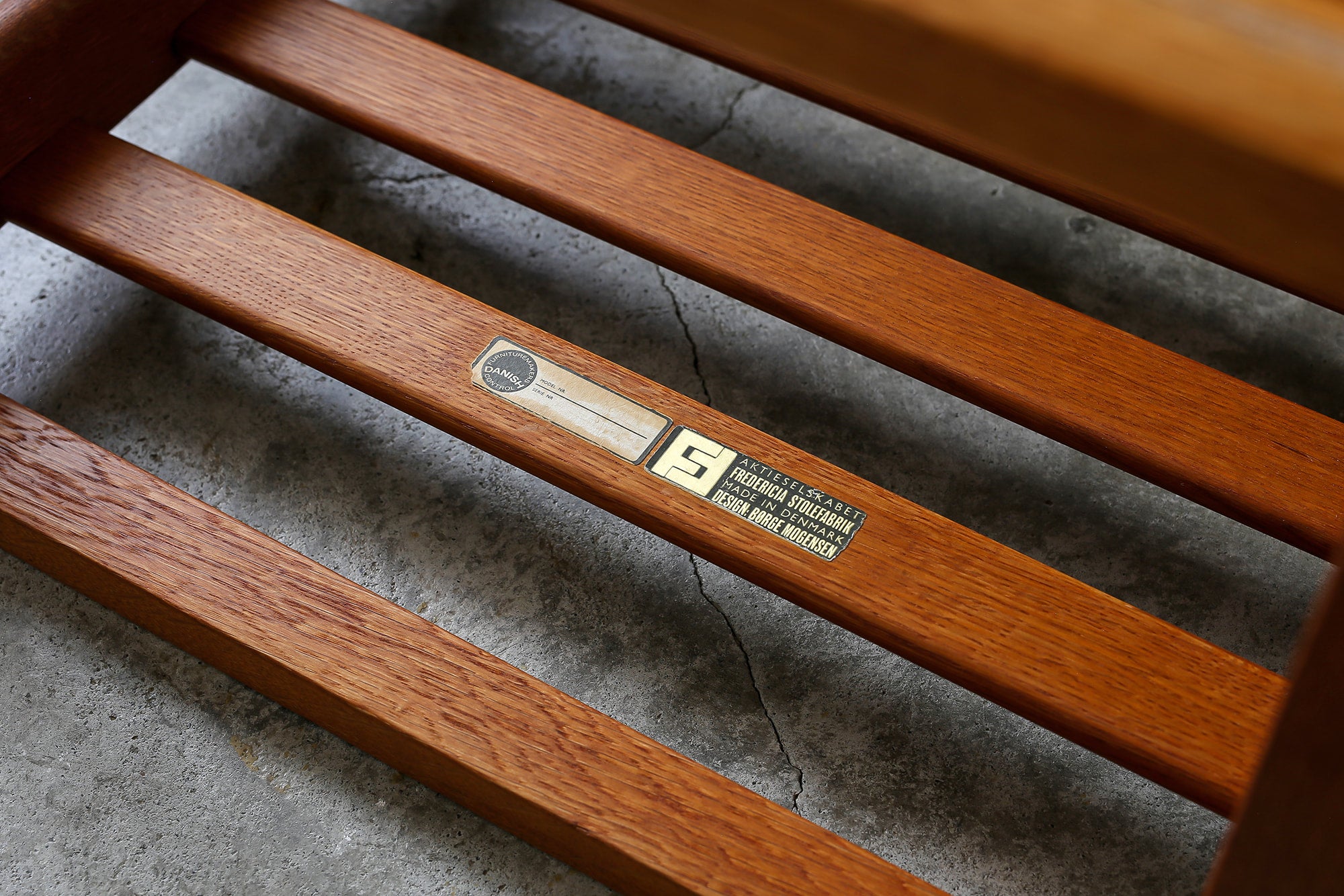 1961年ボーエ・モーエンセンのデザインによるFredericia Stolefabrik製